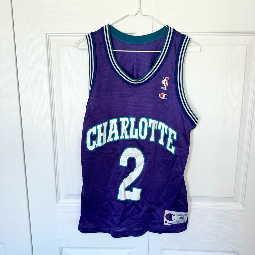 Vintage Charlotte Hornets 2 Champion basketball jersey SM
